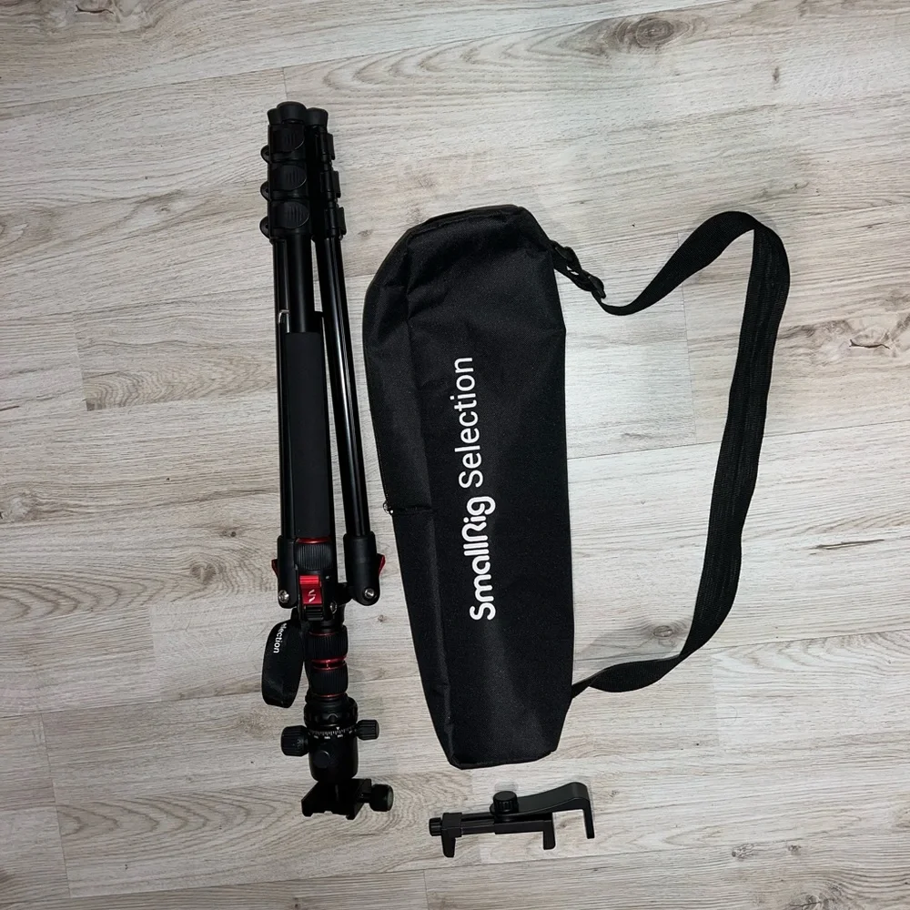 Tripod camera